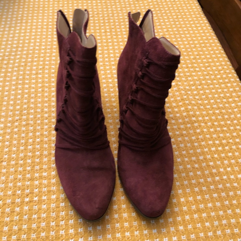 Sole Society Wine Bootie Size 7